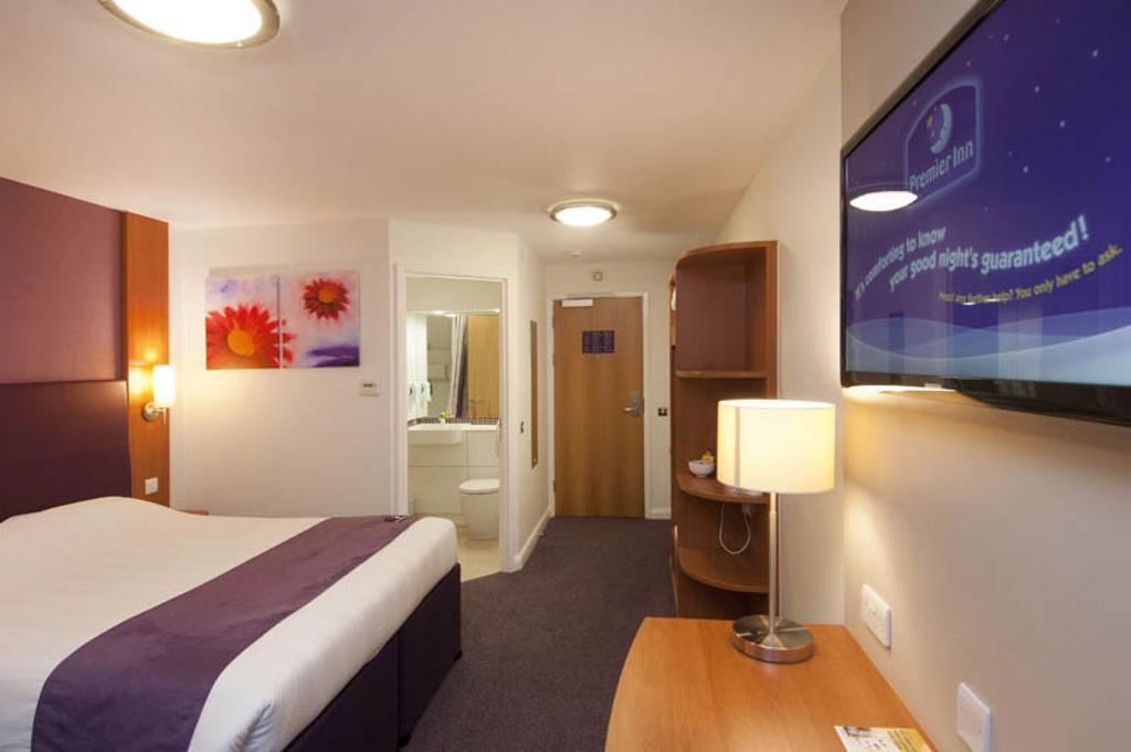 Premier Inn Newcastle Team Valley 盖茨黑德 外观 照片